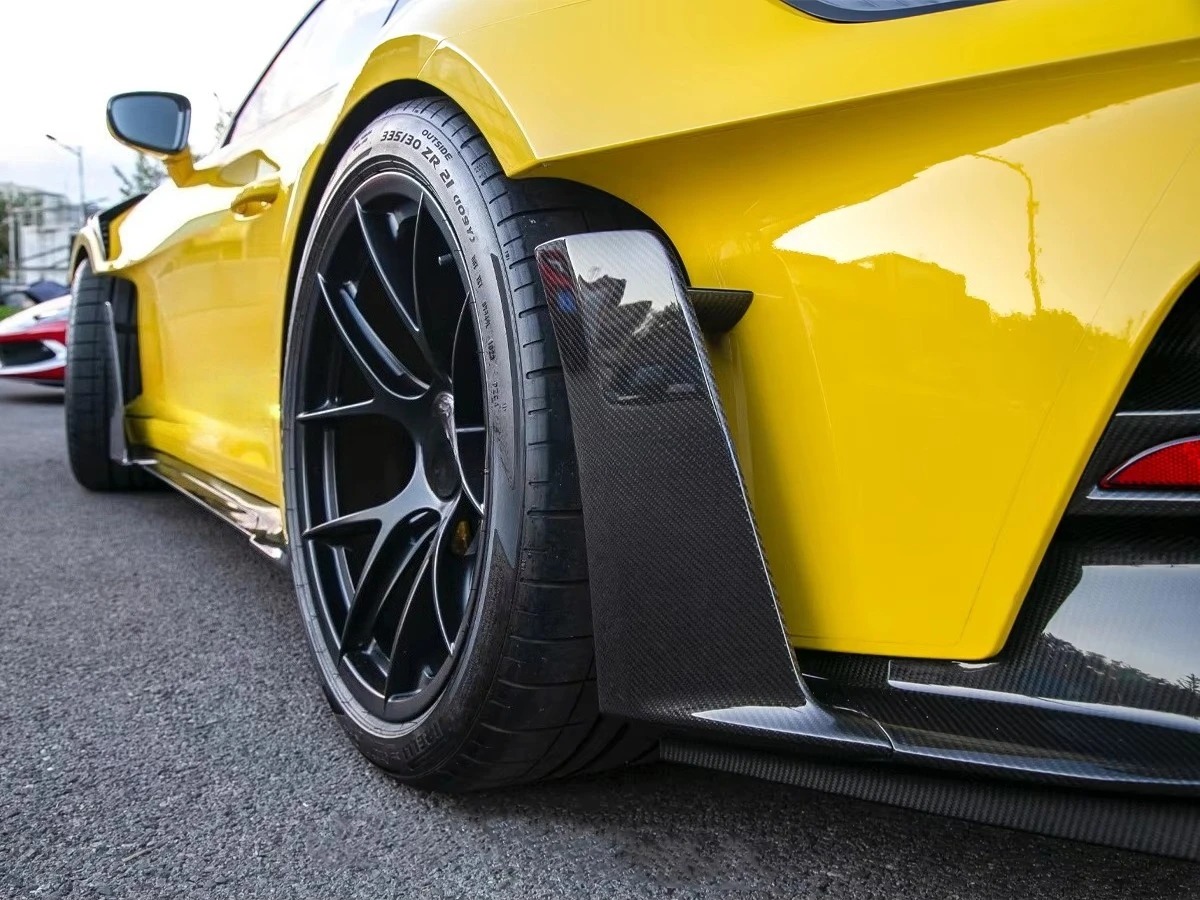 New  992 GT3 RS OEM Style Dry Carbon Fiber Body Kit Automotive Accessories for  911 GT3 RS